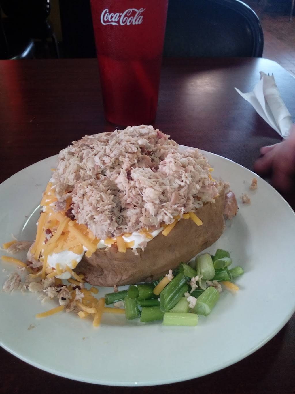Costa Bar B Que | restaurant | 613 Springville Rd, Birmingham, AL 35215, USA | 2058539933 OR +1 205-853-9933