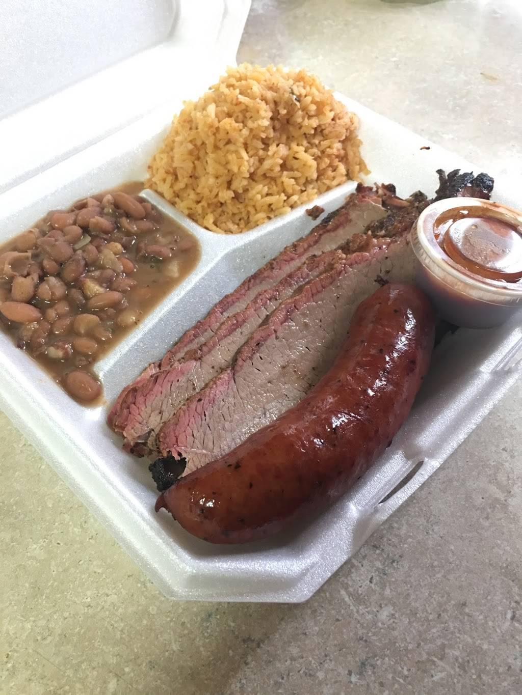 R&J’s BBQ &Treats | restaurant | 6406 TX-185, Port Lavaca, TX 77979, USA | 3612500787 OR +1 361-250-0787