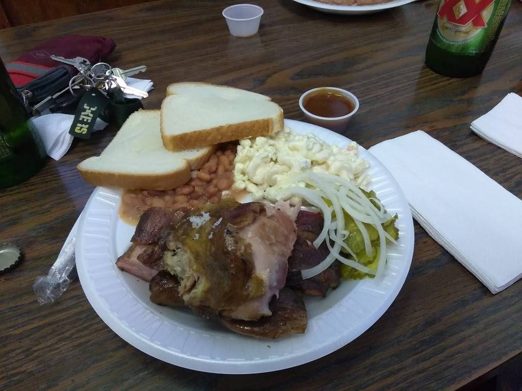 Longorias BBQ | restaurant | 100 Christopher Dr, Fort Worth, TX 76140, USA | 8175689494 OR +1 817-568-9494