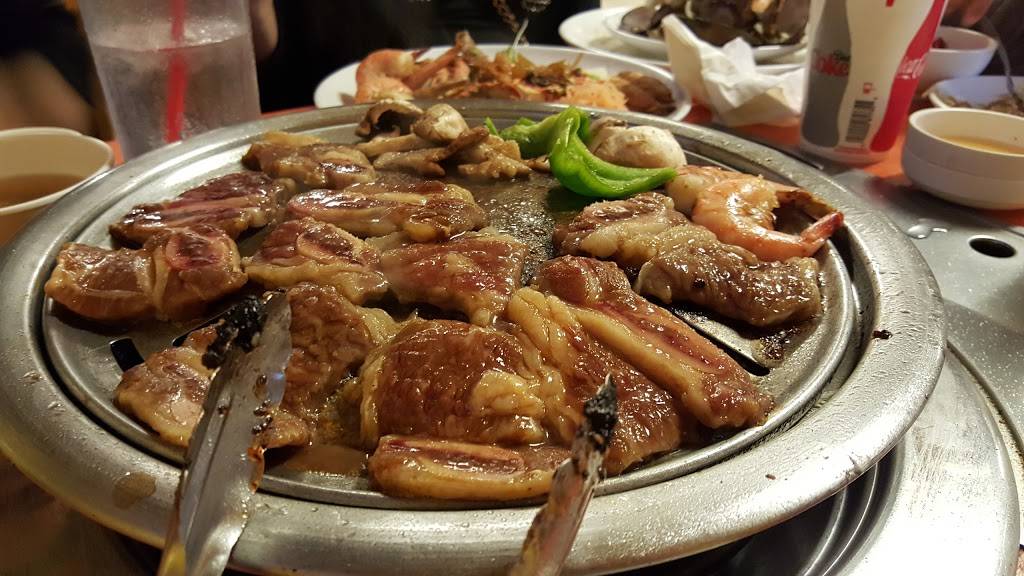Stadium Camellia Restaurant | restaurant | 4510 Salt Lake Blvd, Honolulu, HI 96818, USA | 8084863311 OR +1 808-486-3311