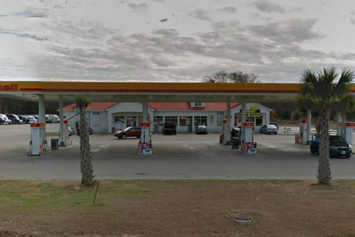 Subway | restaurant | 3916 Goldsboro Rd, Wade, NC 28395, USA | 9102233000 OR +1 910-223-3000
