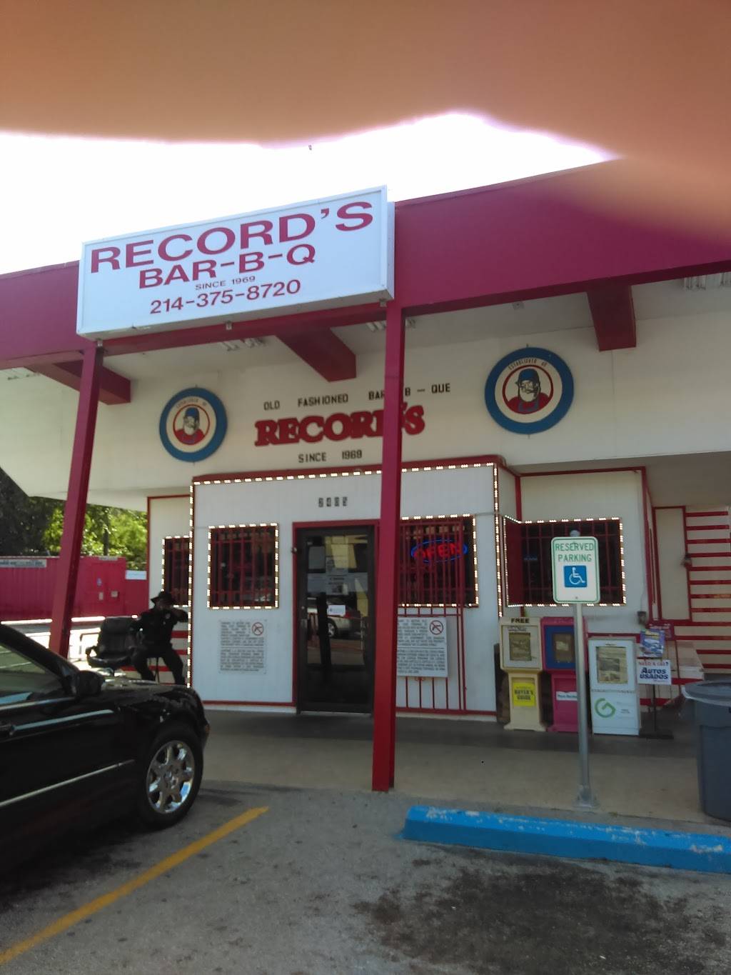 Records Barbecue | restaurant | 2405 S Lancaster Rd, Dallas, TX 75216, USA | 2143758720 OR +1 214-375-8720
