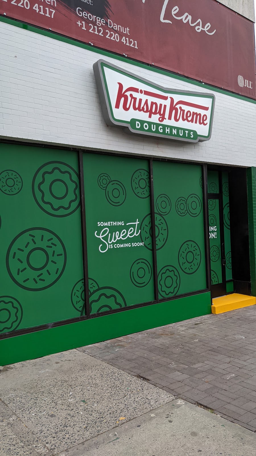 Krispy Kreme | bakery | 22-04 31st St, Queens, NY 11105, USA | 8004574779 OR +1 800-457-4779