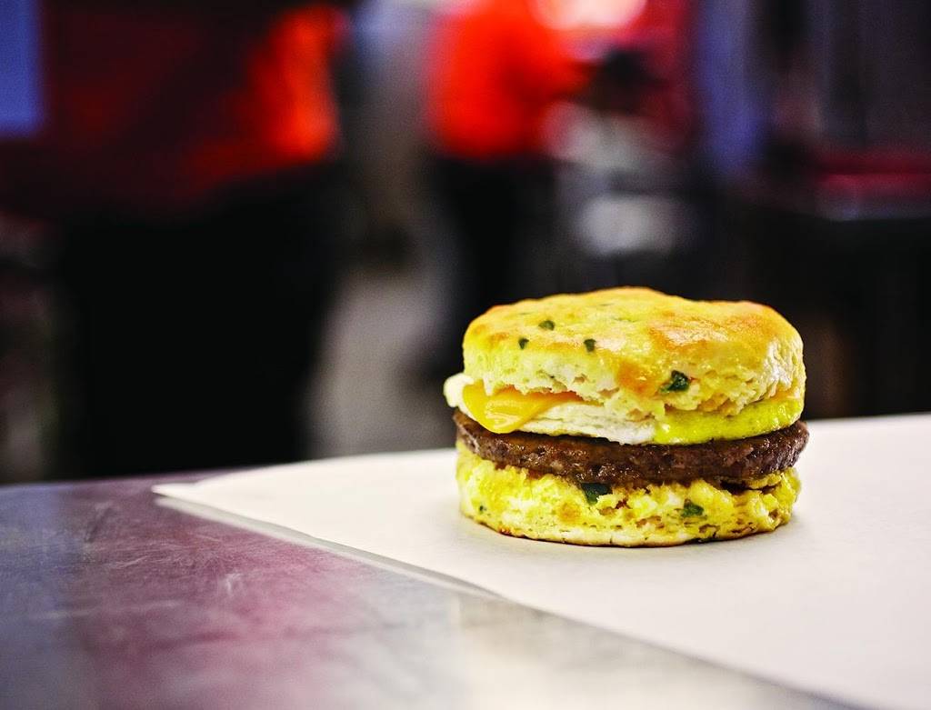 Whataburger | restaurant | 2201 NW Cache Rd, Lawton, OK 73505, USA | 5803571608 OR +1 580-357-1608