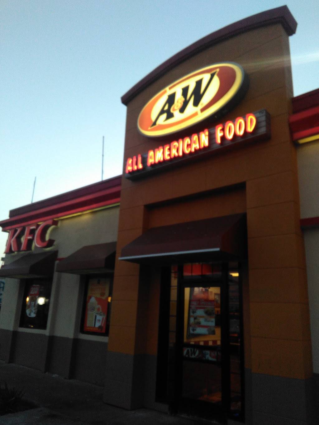 A&W | restaurant | 7272 International Blvd, Oakland, CA 94621, USA | 5106353100 OR +1 510-635-3100