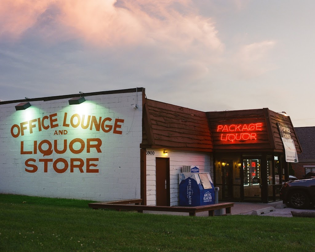 The Office Lounge & Liquor Store | restaurant | 3900 E 3rd St, Bloomington, IN 47401, USA | 8123320911 OR +1 812-332-0911