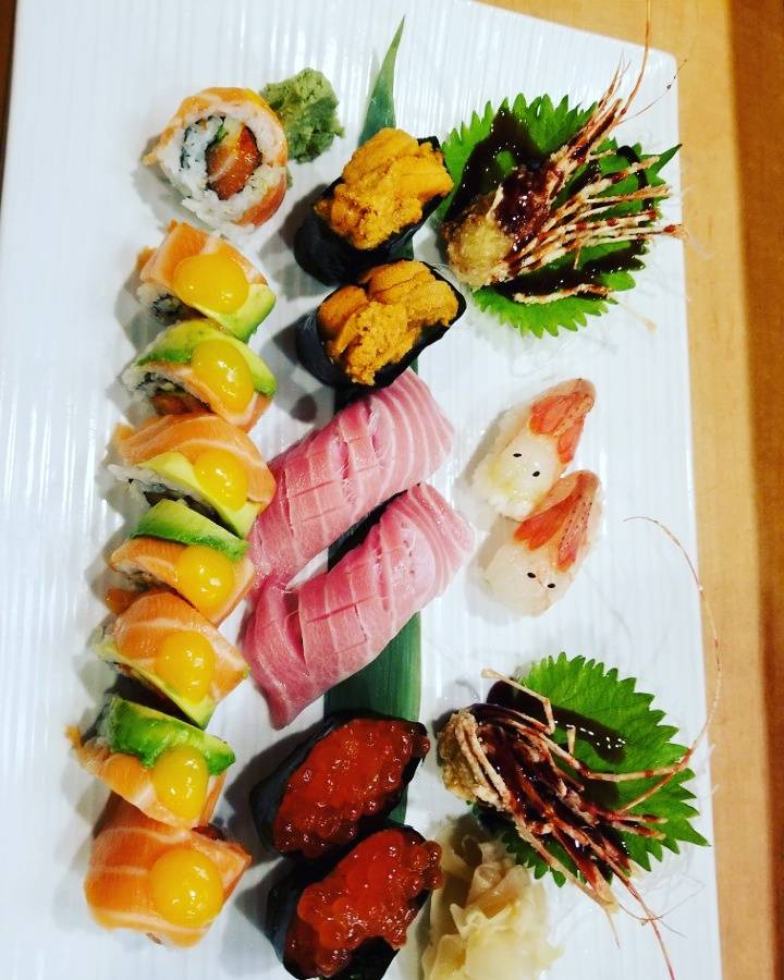 Tama Sushi | restaurant | 6828 Old Dominion Dr, McLean, VA 22101, USA | 7038832001 OR +1 703-883-2001