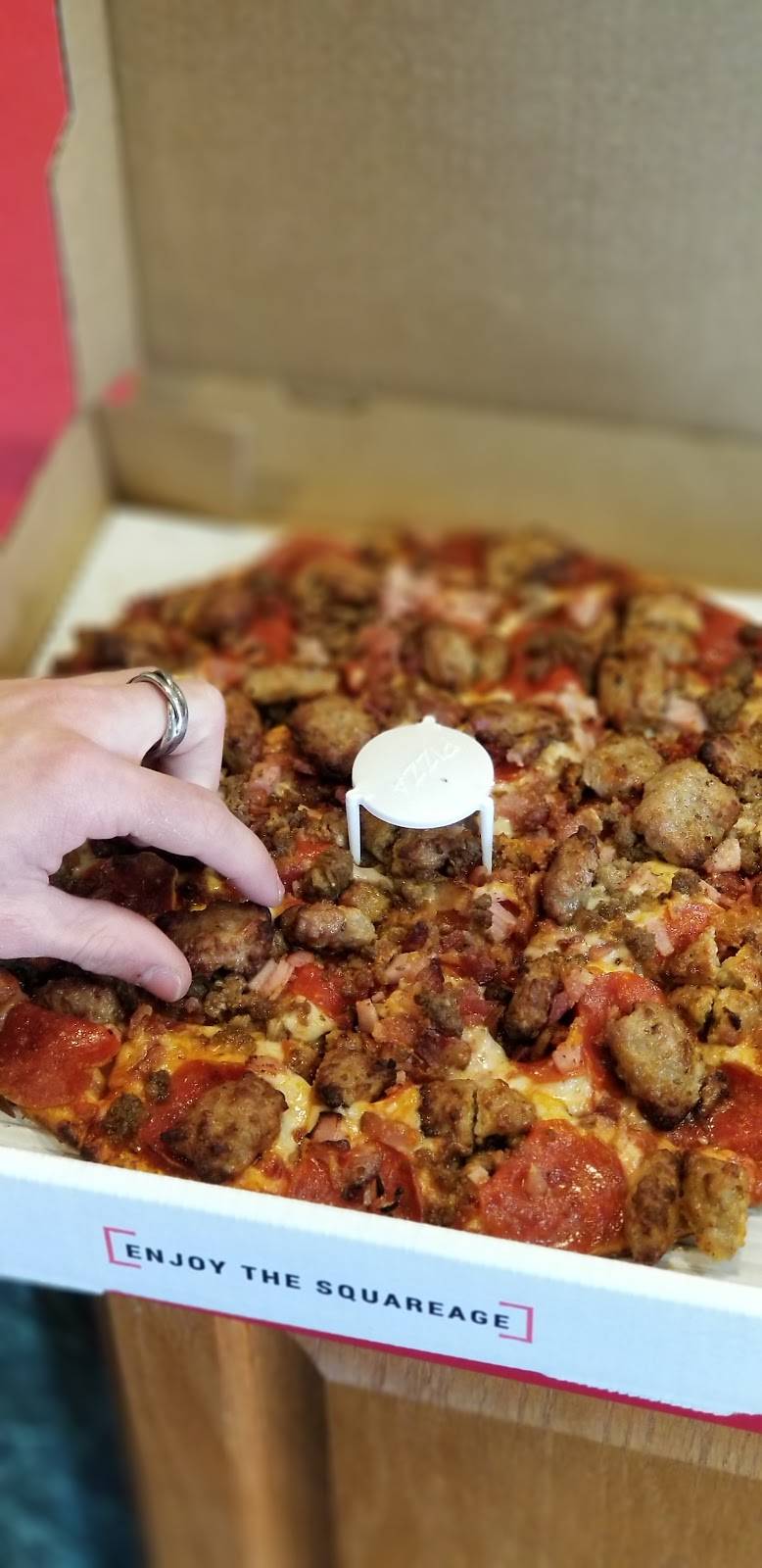 Cassanos Pizza King | meal delivery | 2405 Smithville Rd, Dayton, OH 45420, USA | 8882945464 OR +1 888-294-5464