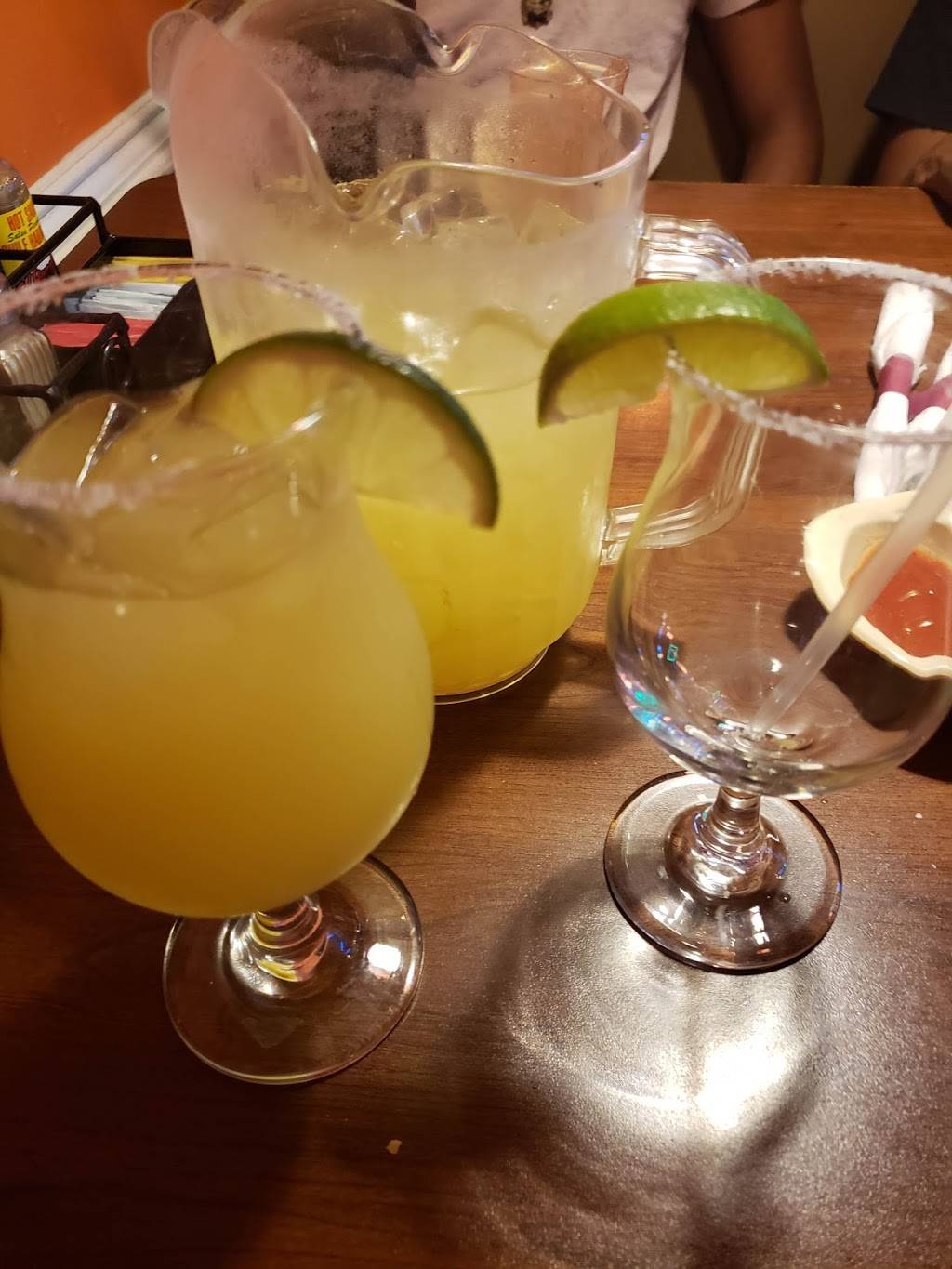 La Terraza | restaurant | 516 N Berkeley Blvd, Goldsboro, NC 27534, USA | 9199888006 OR +1 919-988-8006