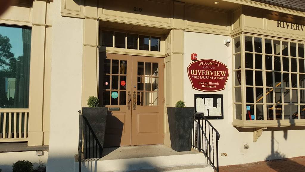 Riverview Restaurant | restaurant | 219 High St, Burlington, NJ 08016, USA | 6096146624 OR +1 609-614-6624