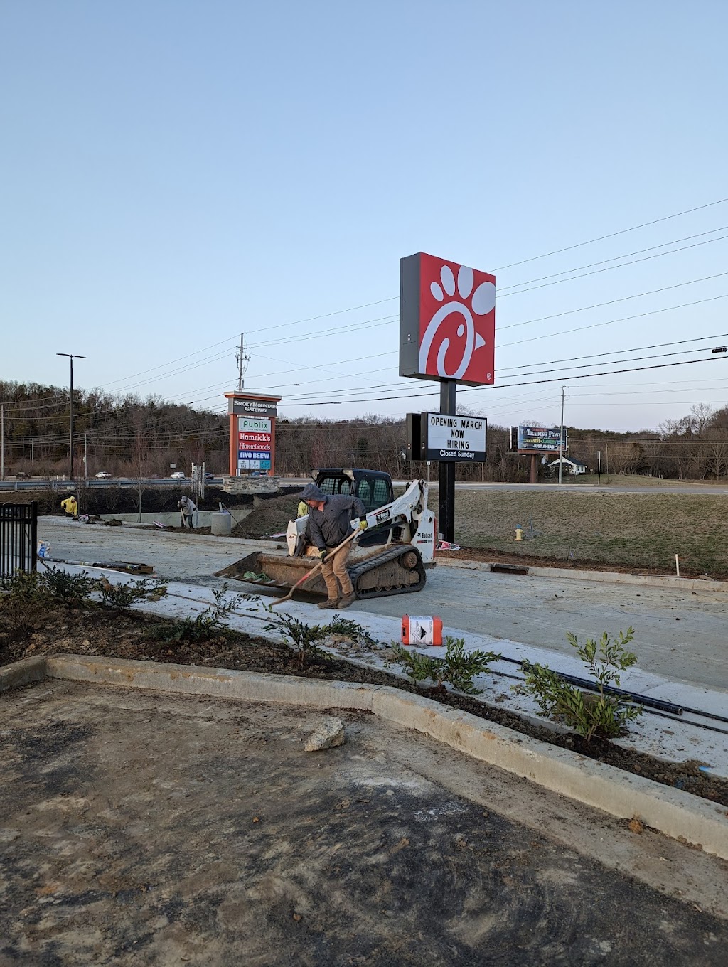 Chick-fil-A | restaurant | 770 Winfield Dunn Pkwy, Sevierville, TN 37876, USA | 8652501506 OR +1 865-250-1506