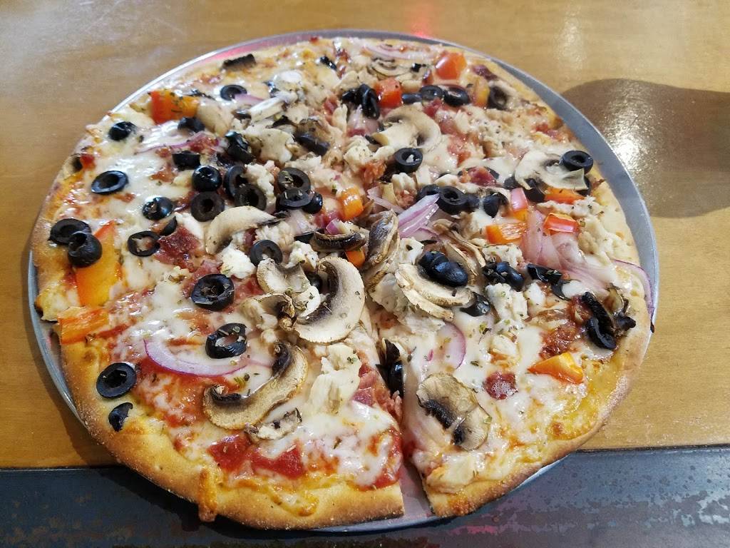 Red 7 Pizza Co. | restaurant | 319 W 7th St, Columbia, TN 38401, USA | 6153787337 OR +1 615-378-7337