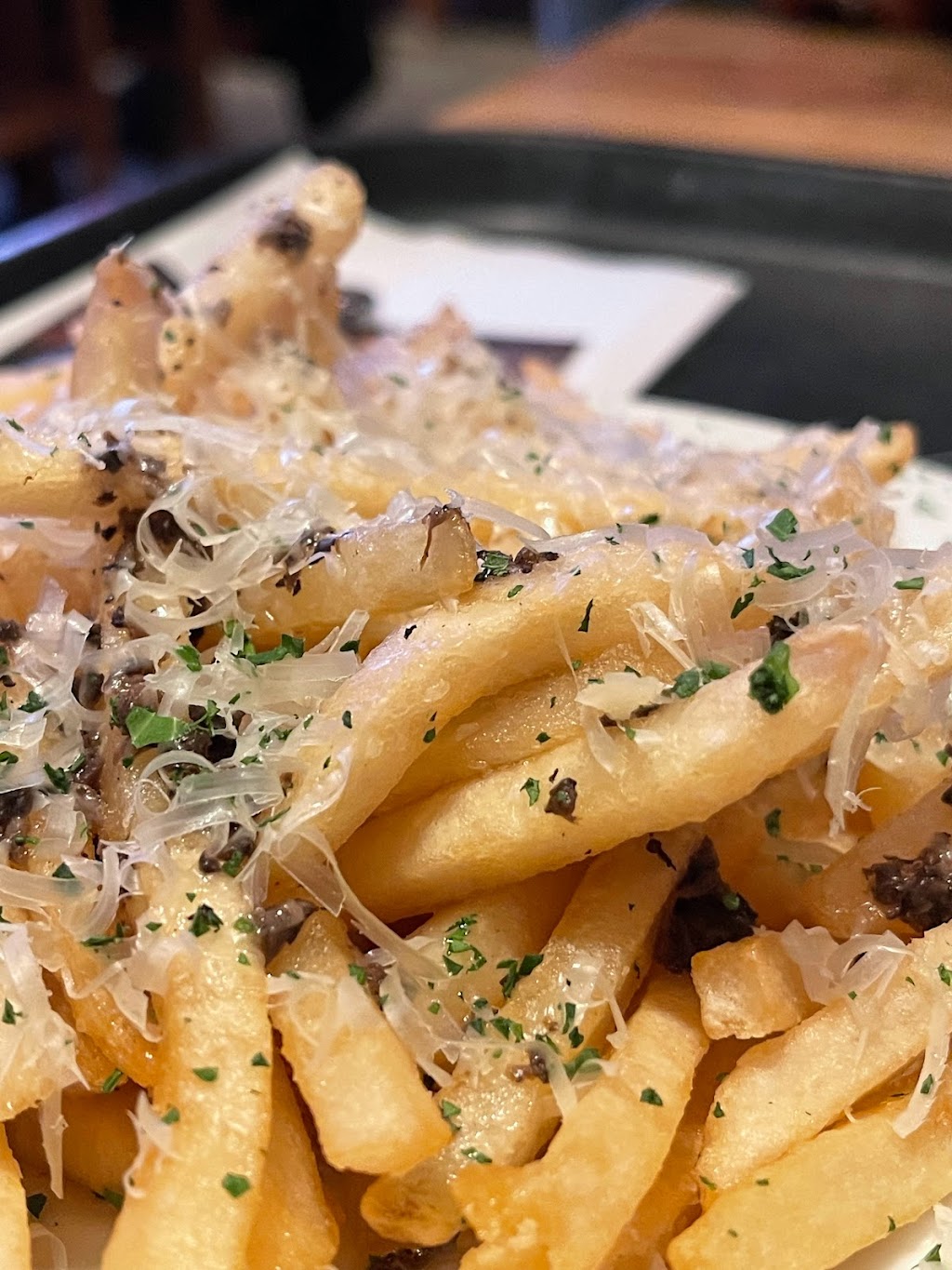 Gutenburg | restaurant | 916 W Fulton Market k10, Chicago, IL 60607, USA | 7868181517 OR +1 786-818-1517