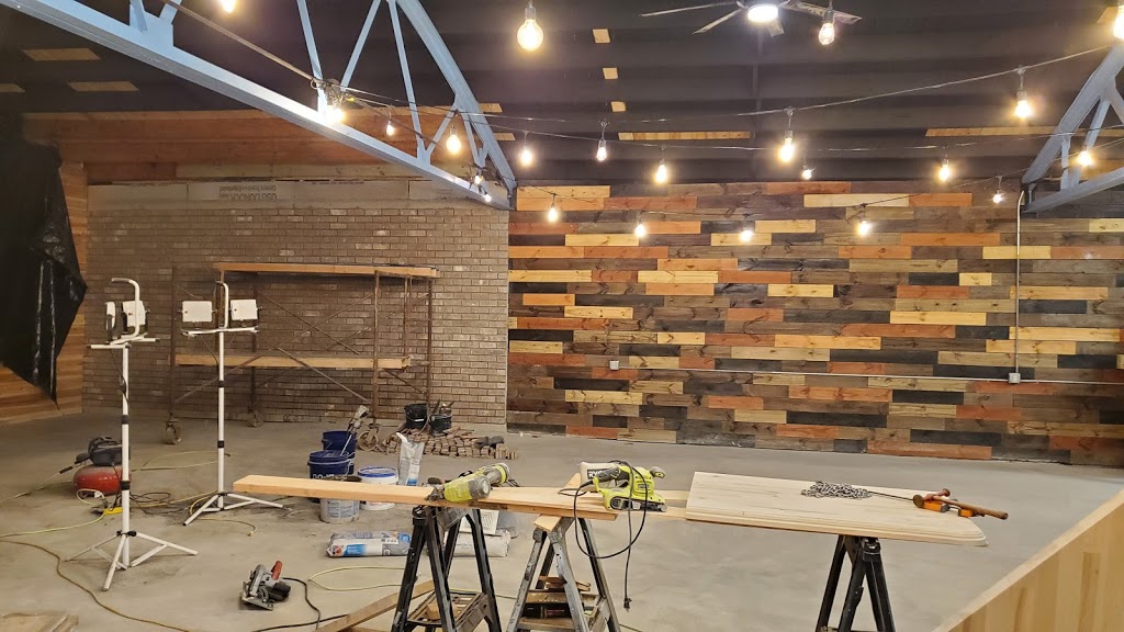 The Brew Bridge | restaurant | 800 W 2nd St, Owensboro, KY 42301, USA | 2702157742 OR +1 270-215-7742