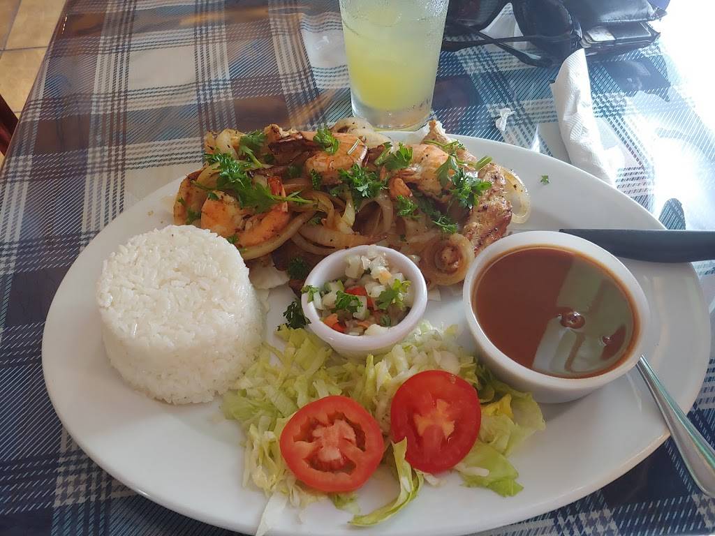 La Ceiba Latin Food Restaurant | restaurant | 1011 NE 14th St, Ocala, FL 34470, USA | 3522362226 OR +1 352-236-2226