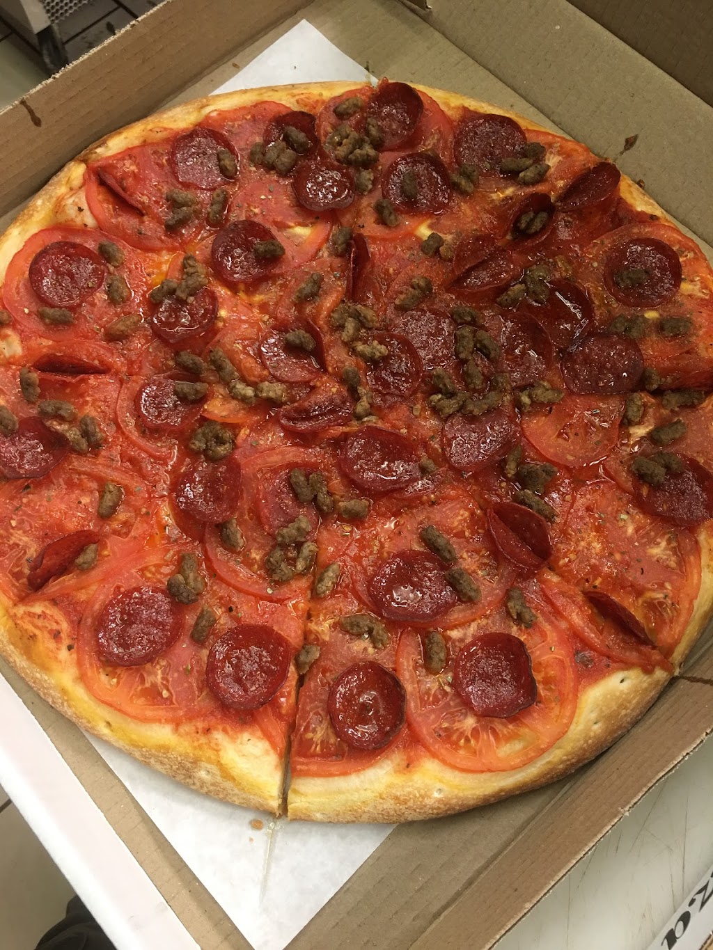 Garden Pizza | meal delivery | 1902 W Girard Ave, Philadelphia, PA 19130, USA | 2152366444 OR +1 215-236-6444