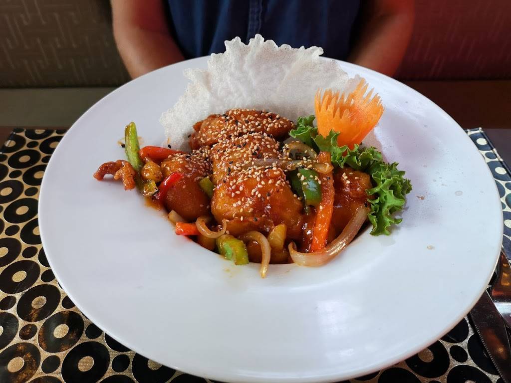Sukho Thai Centropolis - private rooms - karaoke | night club | 145 Promenade Du Centropolis, Laval, QC H7T 0B3, Canada | 4506883033 OR +1 450-688-3033