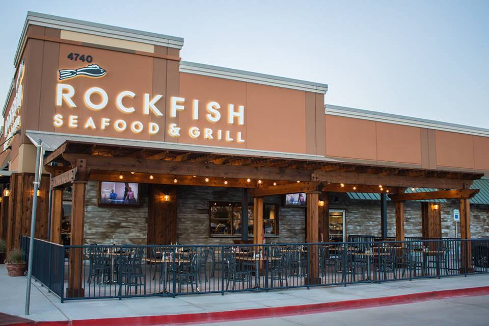 Rockfish Seafood & Grill Restaurant 4740 TX121 400, Lewisville