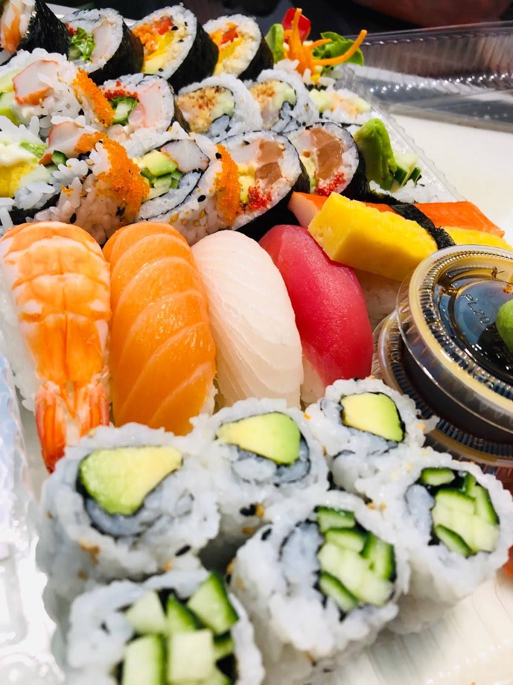 Sushi & Go | restaurant | 5333 Boulevard Laurier, Terrebonne, QC J7M 1W1, Canada | 4504170919 OR +1 450-417-0919