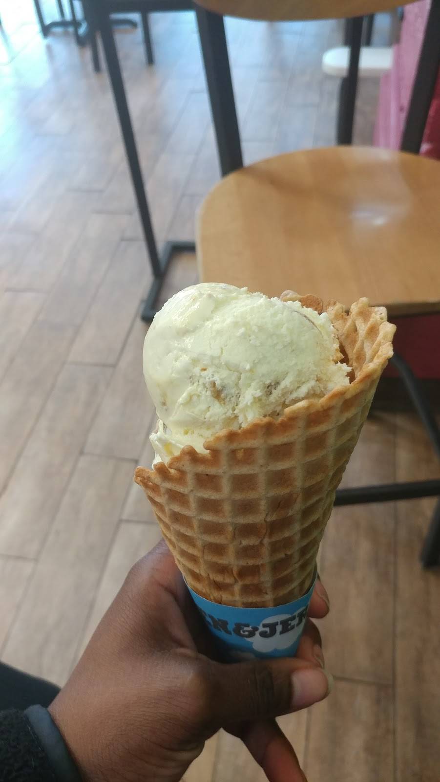 Ben & Jerry’s | bakery | 102 W Franklin St, Chapel Hill, NC 27516, USA | 9199679068 OR +1 919-967-9068