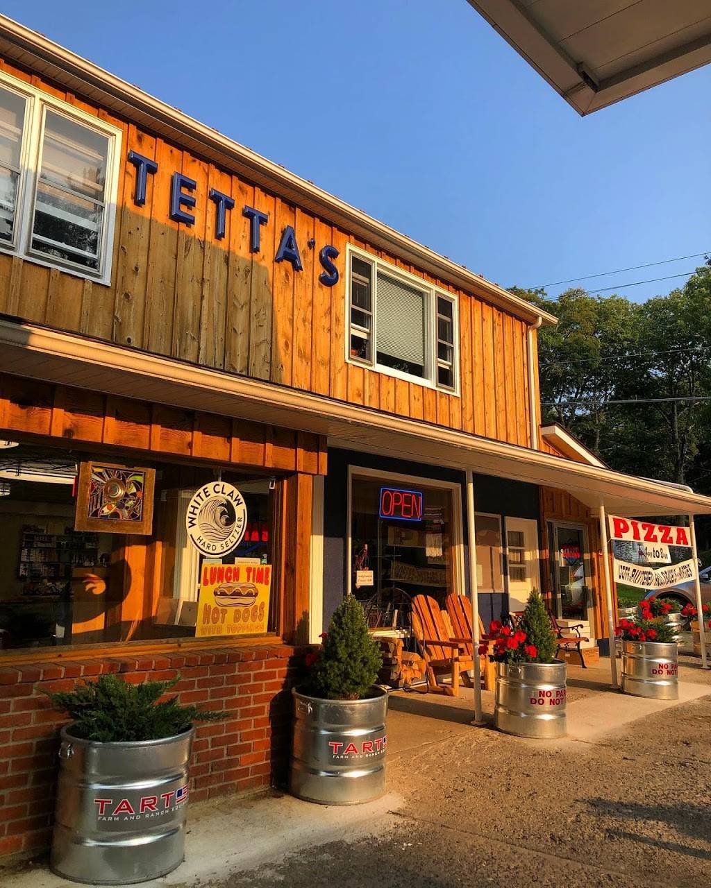 Tettas Market | cafe | 2082 Co Rd 3, Olivebridge, NY 12461, USA | 8456572338 OR +1 845-657-2338