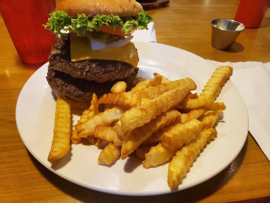 The Water Tower Grille | restaurant | 12 Legacy Way, Adairsville, GA 30103, USA | 6788007050 OR +1 678-800-7050