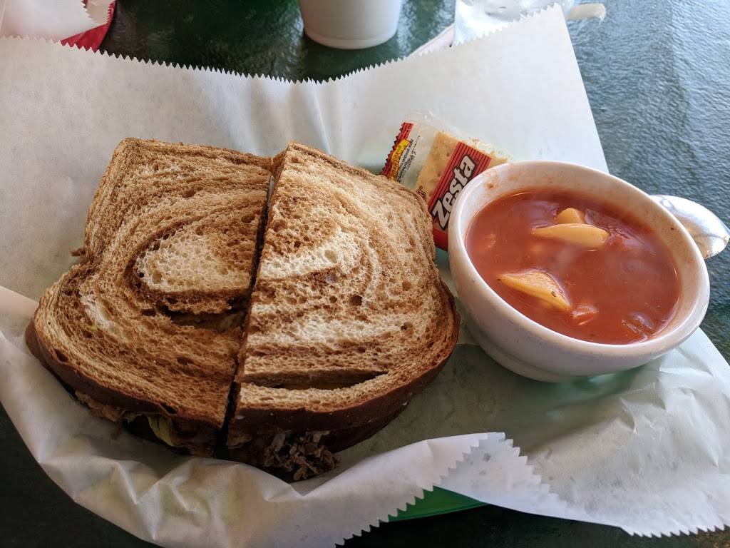Shawns | cafe | 204 Somonauk St, Sycamore, IL 60178, USA | 8158955282 OR +1 815-895-5282