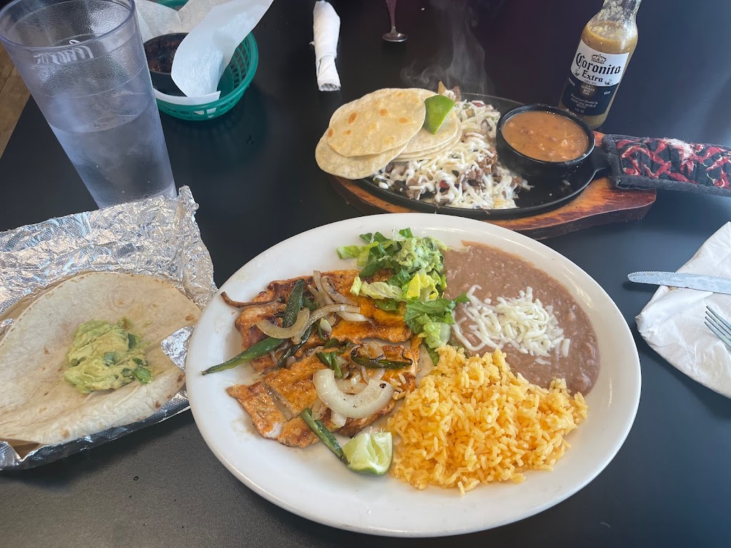 Mi Pueblito Mexican Cafe | restaurant | 2621 S 10th Ave suite 104, Caldwell, ID 83605, USA | 2085093094 OR +1 208-509-3094