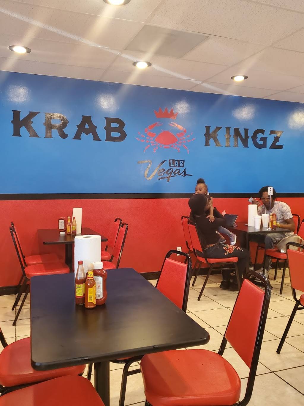 Krab Kingz Seafood Restaurant 4180 S Jones Blvd 12, Las Vegas, NV