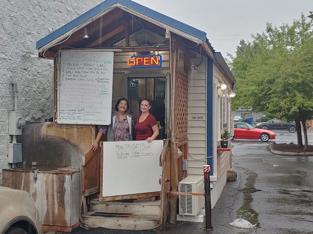 A Taste of Thailand | restaurant | 696 NE Greenwood Ave, Bend, OR 97701, USA | 5418150180 OR +1 541-815-0180