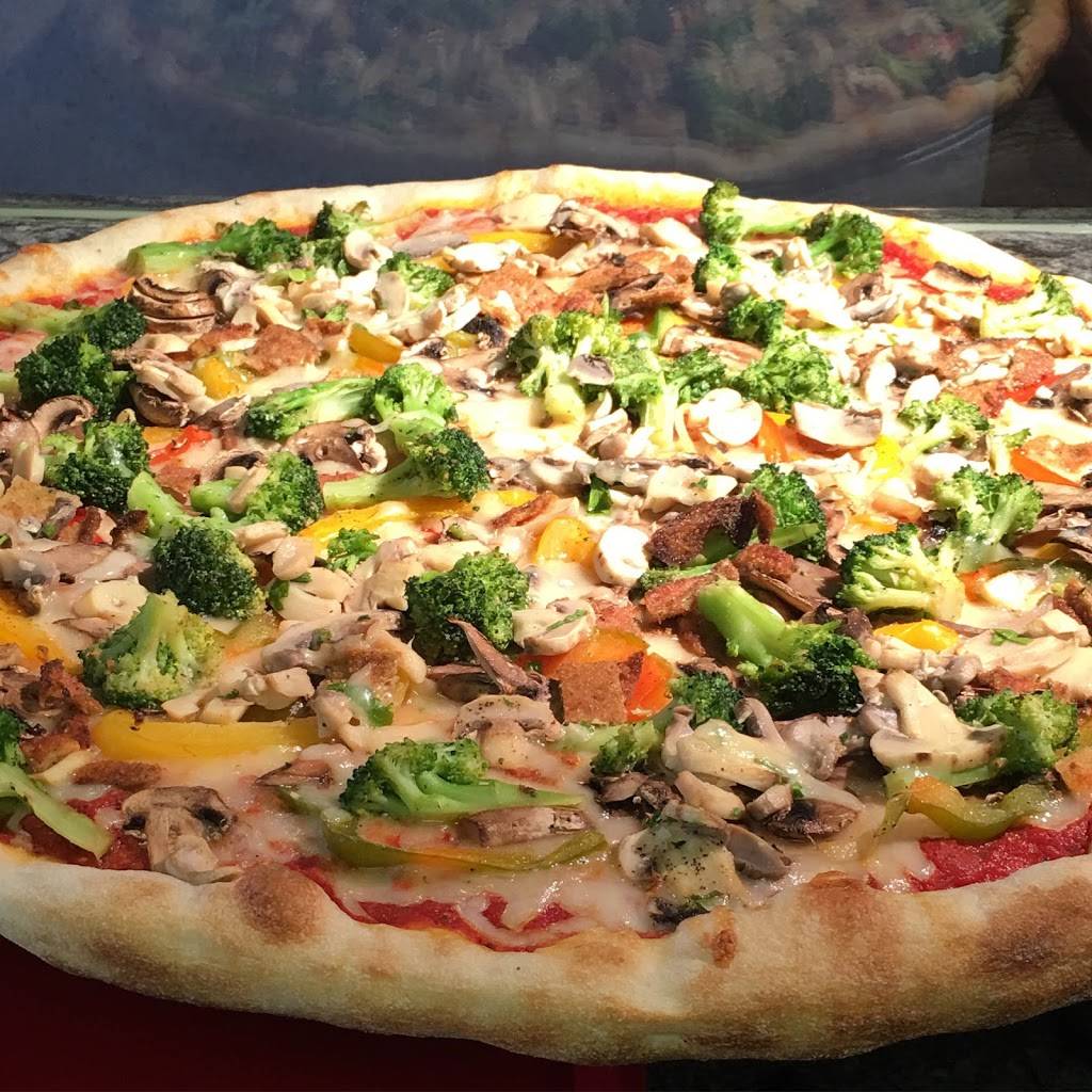 Rosas Pizza | meal takeaway | 62-65 Fresh Pond Rd, Ridgewood, NY 11385, USA | 7184977672 OR +1 718-497-7672