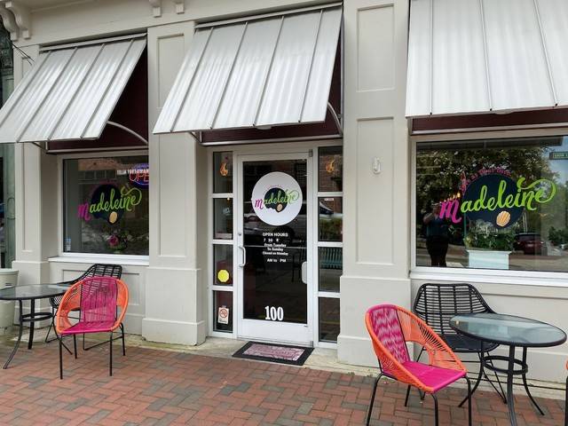 Madeleine - French Bakery | bakery | 100 Strawberry Alley, Clarksville, TN 37040, USA | 9313785539 OR +1 931-378-5539
