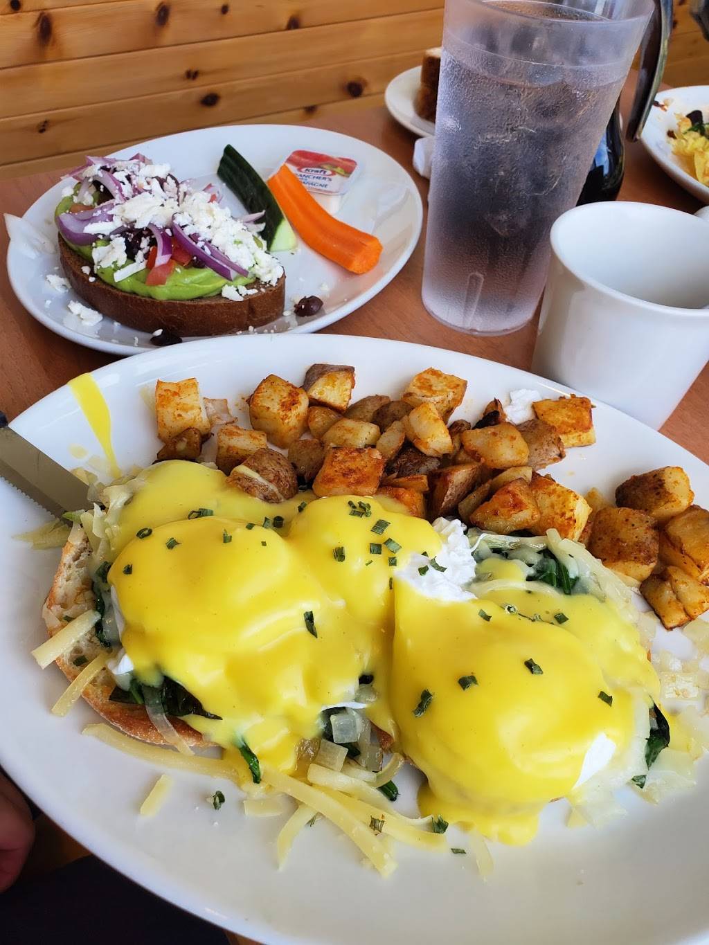 Sunset Grill | restaurant | 200 Green Ln E, East Gwillimbury, ON L9N 0A2, Canada | 9058981000 OR +1 905-898-1000