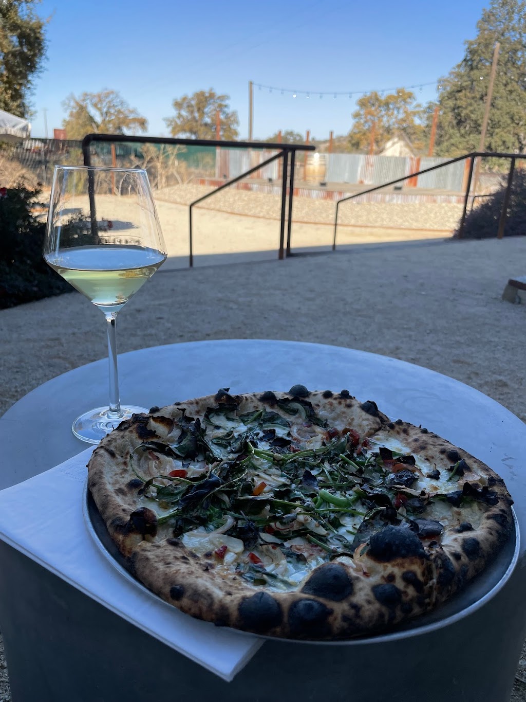 Lebbers Pizza | restaurant | 2929 Limestone Way, Paso Robles, CA 93446, USA | 8056684490 OR +1 805-668-4490