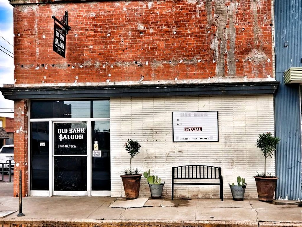 Old Bank Saloon | restaurant | 201 S Main St, Quanah, TX 79252, USA | 9406634100 OR +1 940-663-4100