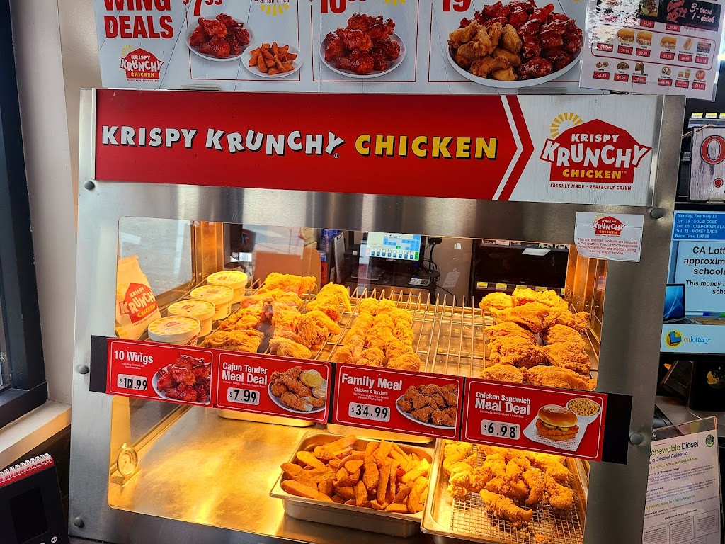 Krispy Krunchy Chicken | restaurant | 1430 CA-1, Wilmington, CA 90744, USA