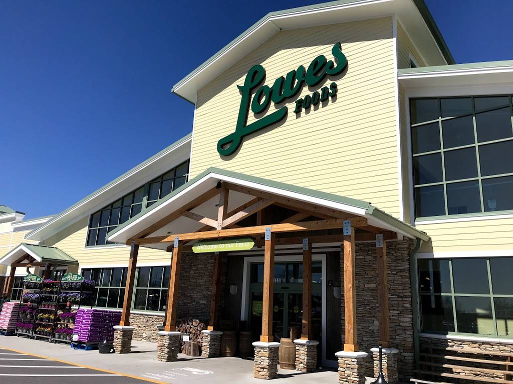 Lowes Foods of Lexington on Augusta Highway | bakery | 2440 Augusta Hwy, Lexington, SC 29072, USA | 8037856510 OR +1 803-785-6510