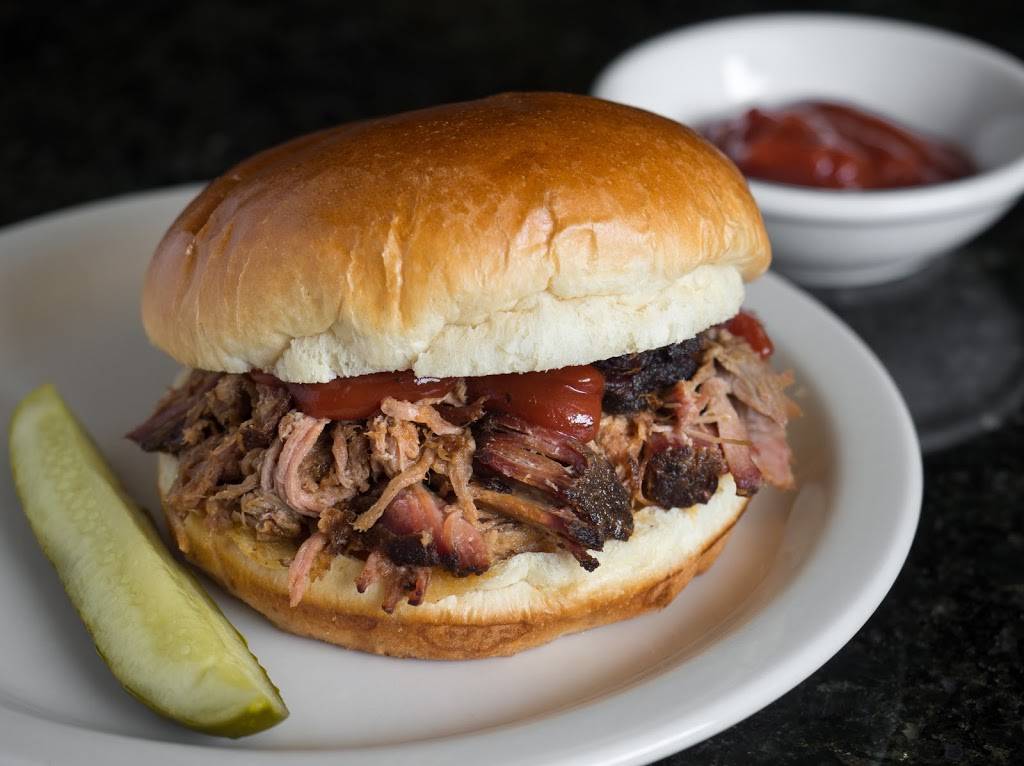 HearthRock Cafe | cafe | 1100 11th St, Rockford, IL 61104, USA | 8152272000 OR +1 815-227-2000