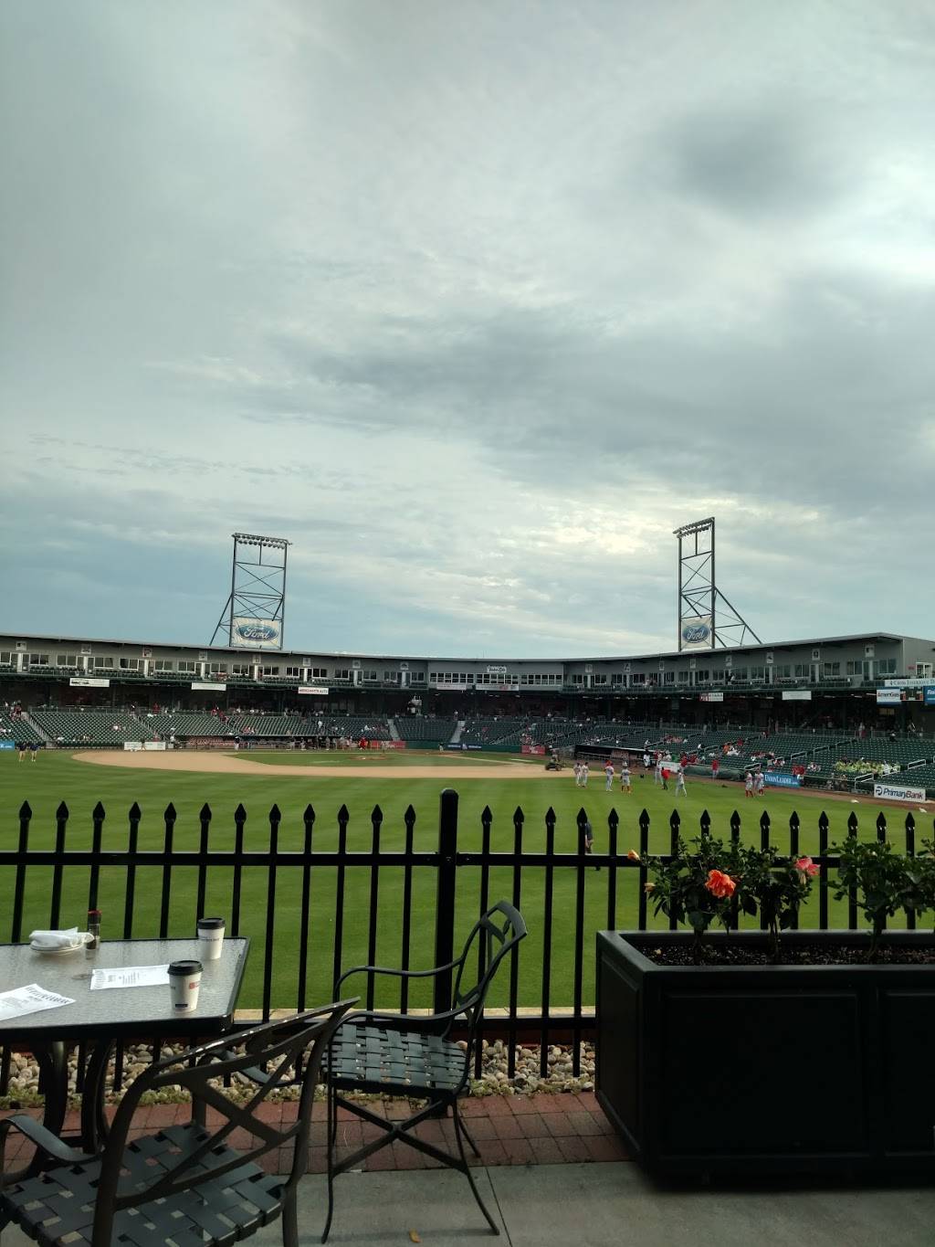 The Pavilion At The Hilton Garden Inn Restaurant 101 South