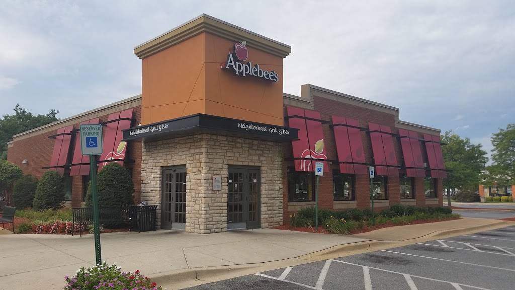 Applebees Grill + Bar | restaurant | 1000 Largo Center Dr, Largo, MD 20774, USA | 3014994113 OR +1 301-499-4113