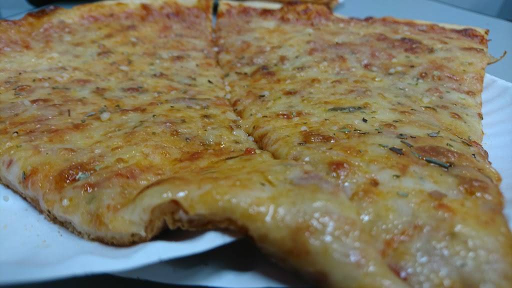Neils Pizzeria | restaurant | 46 Bergen Turnpike, Little Ferry, NJ 07643, USA | 2016414212 OR +1 201-641-4212