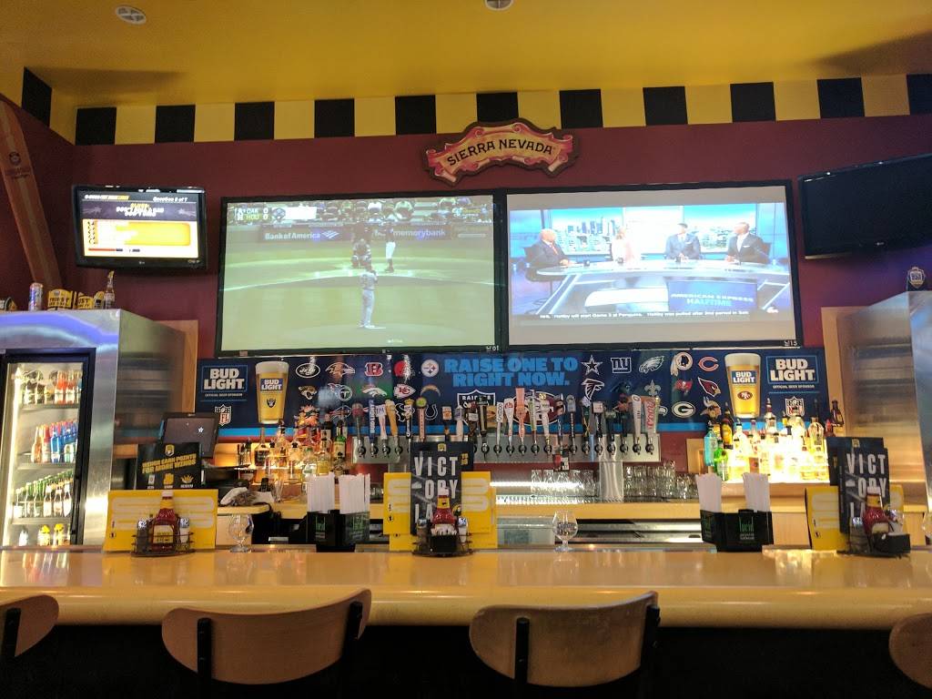 Buffalo Wild Wings Restaurant 3712 Dublin Blvd Dublin Ca 94568 Usa