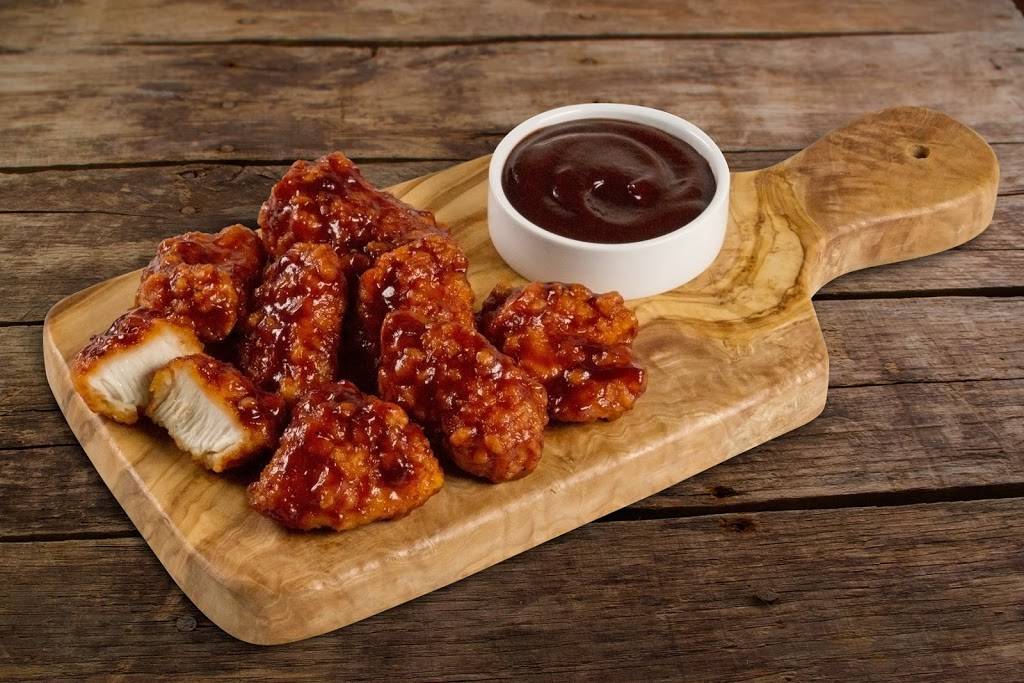 Jets Pizza | meal delivery | 7538 Shadeland Ave, Indianapolis, IN 46250, USA | 3175774538 OR +1 317-577-4538