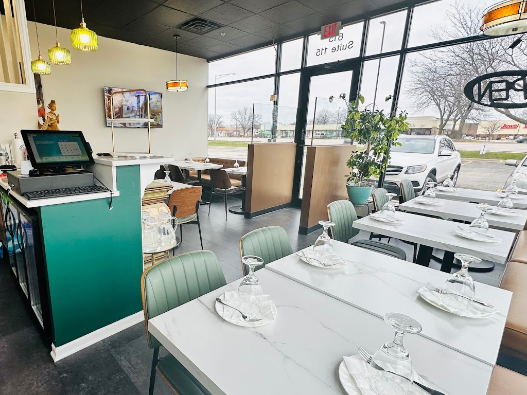Thai Corner Cuisine | restaurant | 615 S Randall Rd, St. Charles, IL 60174, USA | 3312863130 OR +1 331-286-3130