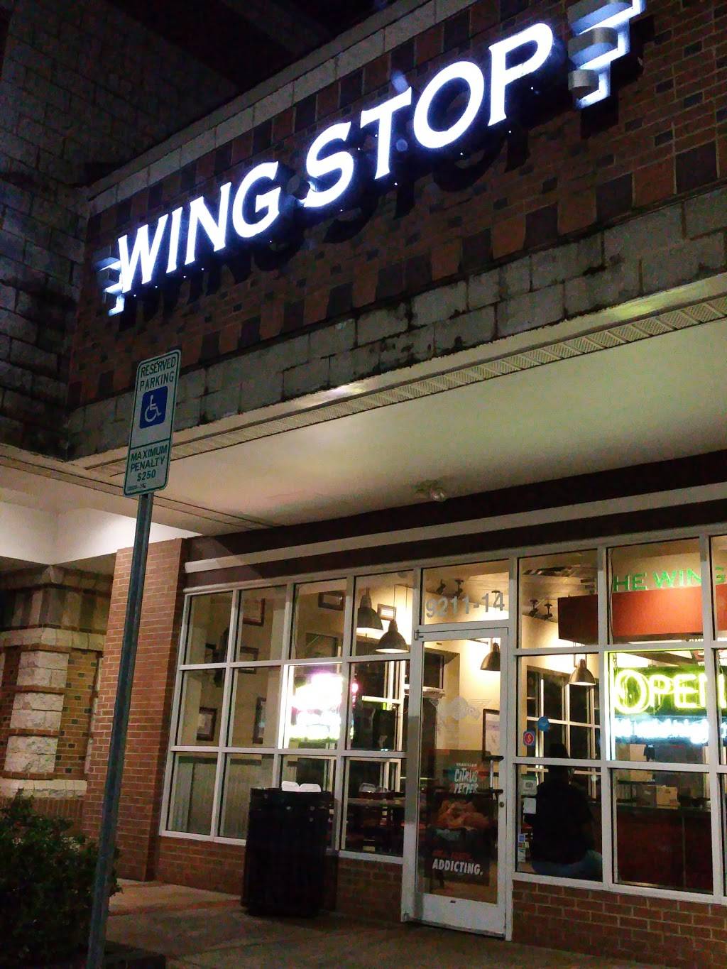 Wingstop 9211 N Tryon St Ste 14, Charlotte, NC 28262, USA