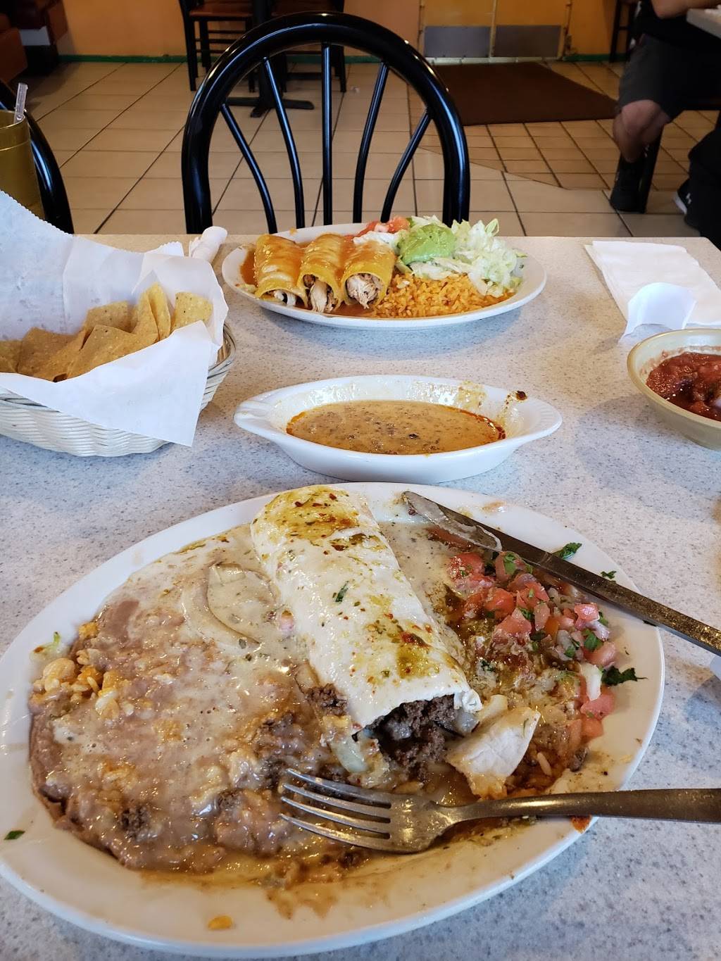 El Patio Mexican Restaurant 7622 Highland Rd, Waterford Twp, MI 48327, USA