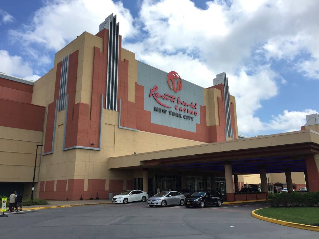 resorts world casino nyc amenities