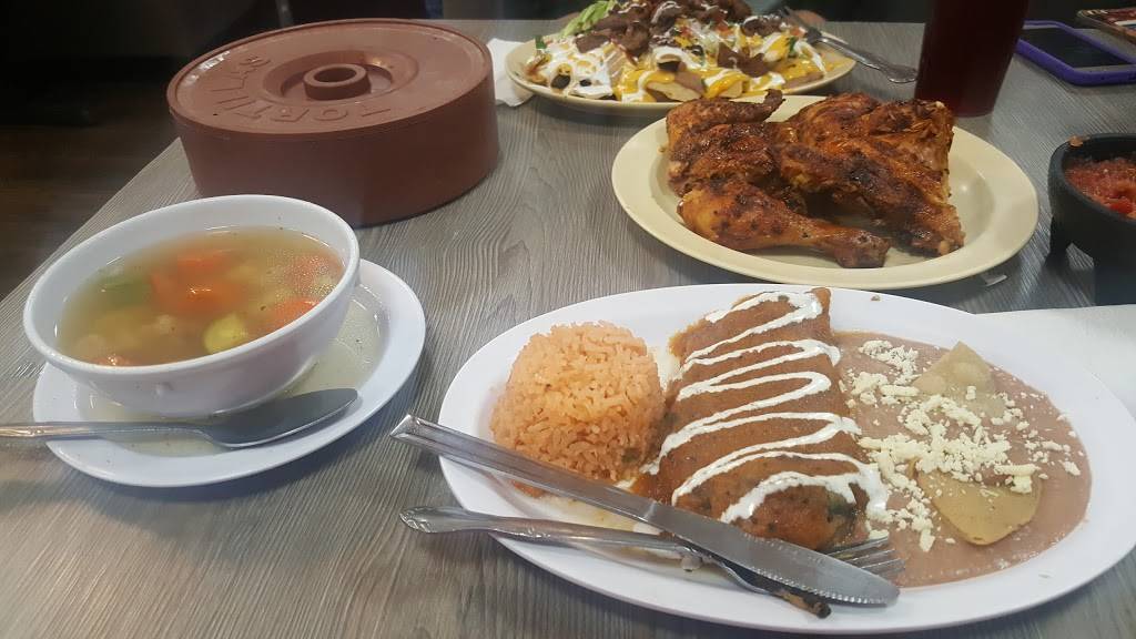 Pollo Asil - Restaurant | Carretera libre Tijuana, Ensenada - Rosarito 201  Col, Benito Juárez, 22710 Rosarito, ., Mexico