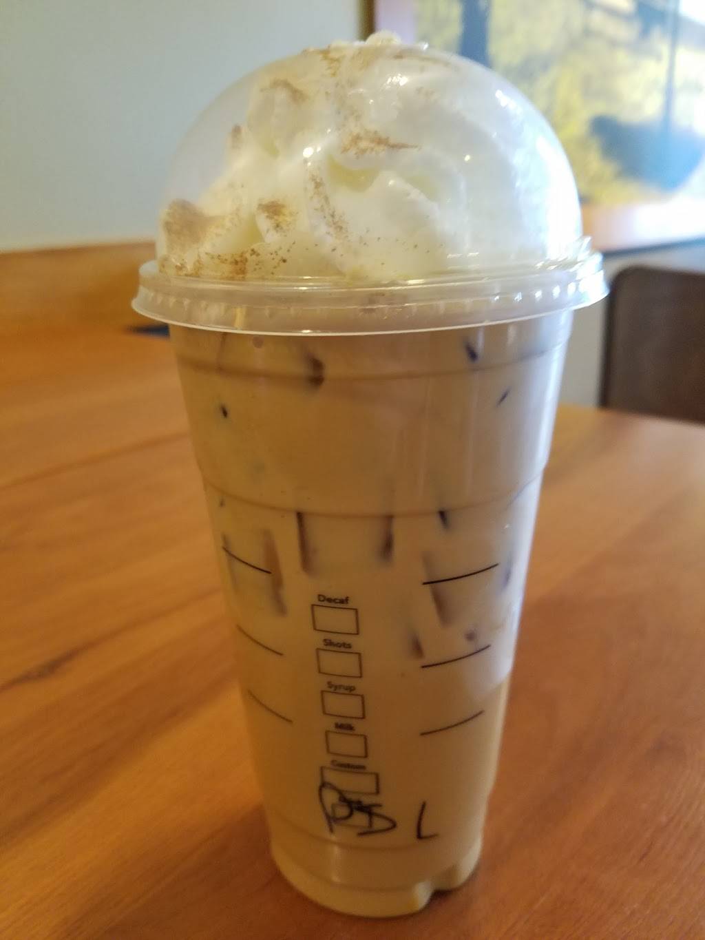 Starbucks Cafe 5101 W Walnut Ave A, Visalia, CA 93277, USA