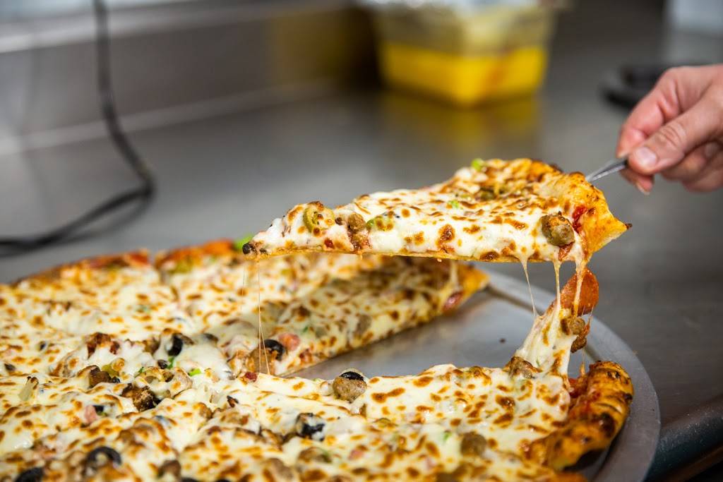Little Daves Restaurant & Pizza | restaurant | 9536 KY-259, McDaniels, KY 40152, USA | 2709024400 OR +1 270-902-4400